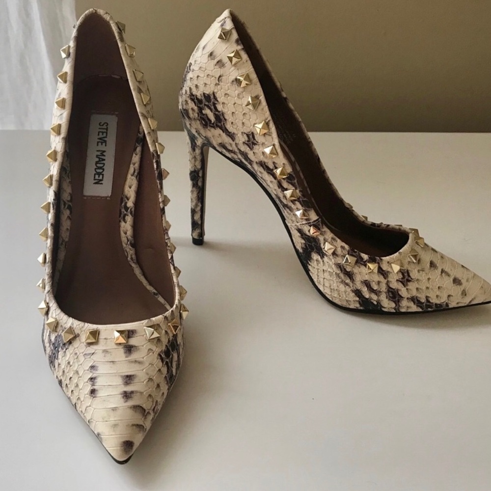 Steve Madden Snake print heels - Valentino studs